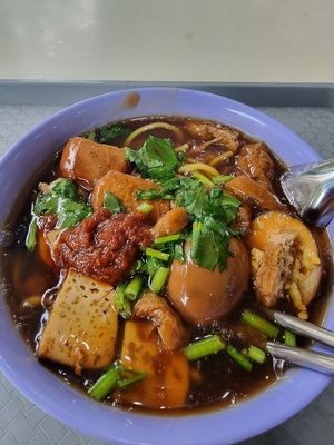 Lor Mee - $4.50 (Thursday Special) at Qin Guang Yuan Vegetarian 沁广缘素食 in Northeast Singapore