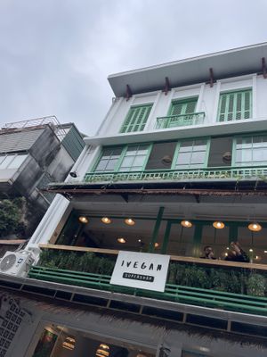  #Veganuary at iVegan Supershop Old Quarter Hanoi - Healthy Plant Based Cafe in Hanoi