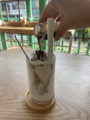 Delicious  #Veganuary at iVegan Supershop Old Quarter Hanoi - Healthy Plant Based Cafe in Hanoi