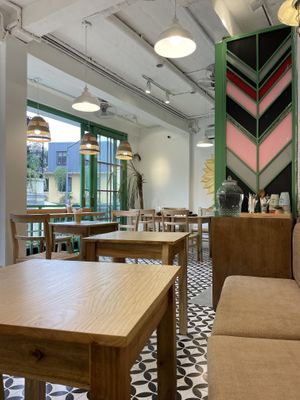  #Veganuary at iVegan Supershop Old Quarter Hanoi - Healthy Plant Based Cafe in Hanoi