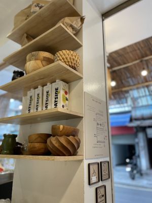 Oatside!  #Veganuary at iVegan Supershop Old Quarter Hanoi - Healthy Plant Based Cafe in Hanoi