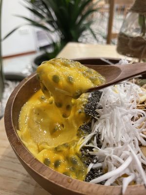   Rise and shine - mango Passionfruit banana  #Veganuary at iVegan Supershop Old Quarter Hanoi - Healthy Plant Based Cafe in Hanoi