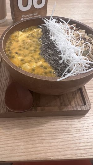 Smoothie bowl  at iVegan Supershop Old Quarter Hanoi - Healthy Plant Based Cafe in Hanoi