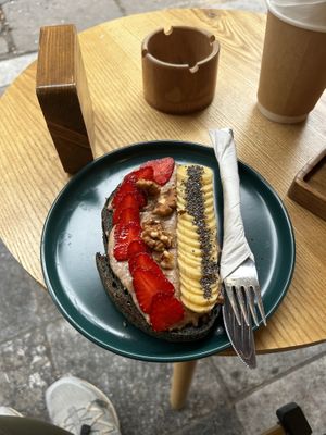 almond butter and banana on toastt  at iVegan Supershop Old Quarter Hanoi - Healthy Plant Based Cafe in Hanoi