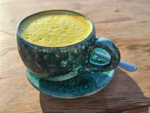 Gold latte at Café Blue Wave in Anza