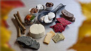 Vegan cheese platter at Dastra in Turin