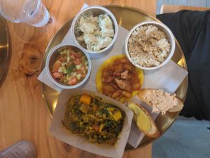 Lunch with various hot and cold dishes at Dastra in Turin