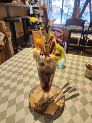 Chocolate parfait at Silver Backs Cafe in Kyoto