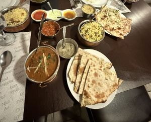 Dahl Makhani (no butter), mint parantha, vegetable pilau rice, some dips   at Swagatam in Barcelona