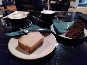 Chococake and Lemoncake at KOSMOS - temporarily closed in Saarbrucken
