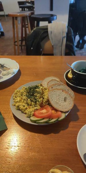 Rührtofu ( tofu brouillé) at KOSMOS - temporarily closed in Saarbrucken