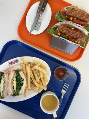 Sandwich and tacos   at Yella in Gyeongju-si