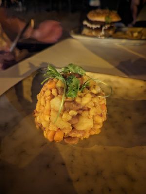 Umngqusho at Tindlovu Restaurant - Letaba Rest Camp in Mpumalanga