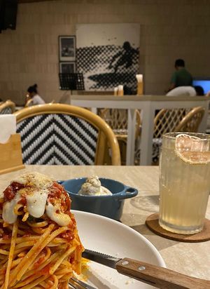 Linguini with tomato sauce and burrata  at La Kantina in San Juan La Union
