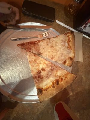 vegan cheese pizza no toppings  at Moon River Pizza in Jacksonville