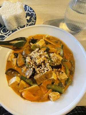 Peanut curry with steamed tofu and vegetables. So good!  #Veganuary at Thai Princess in Bloomfield Township