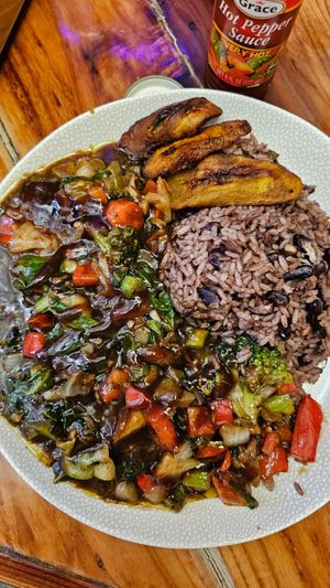 vegan jerk bbq mixed veggies at Sattdown Jamaican Grill in Studio City