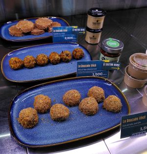 Vegetable balls (vegan) at La Bouchée Végé in Paris