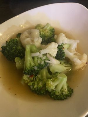 Broccoli and cauliflower with some garlic  at Diyar Uyghur Food in Tashkent