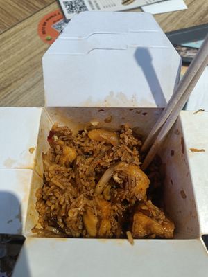  at Tora Street Food in Burgos