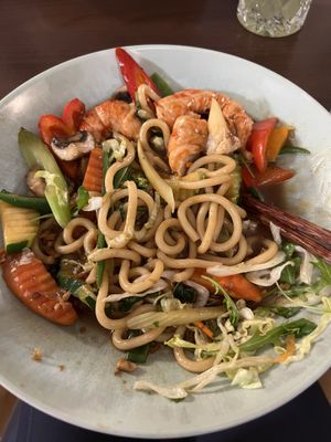 Udon Nudeln mit Shrimps  at Veganam in Leipzig