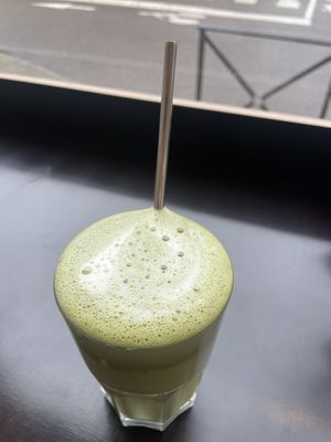 Matcha latte  at Eccwôd in Epinal