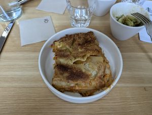 Lasagnes aux légumes + salade at Eccwôd in Epinal