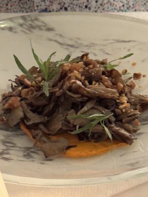 Grilled maitake mushroom - romesco, hazelnuts    at Sails in Naples