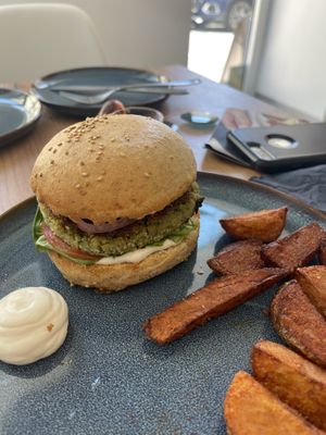 Burger with fries and mayo  at Le Rouge-gorge Restaurant in Menton