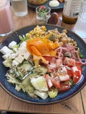 Very very good salad  at Le Rouge-gorge Restaurant in Menton