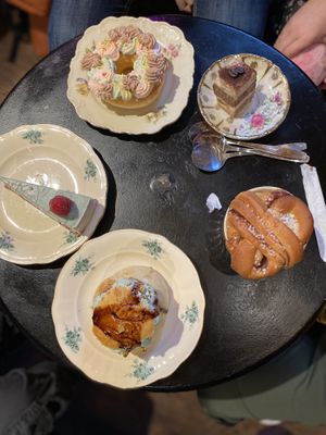 Donut, Raw tiramisu bite, cinnamon bun, seasonal special Selma with pistachio and the Raw Princess cake 🤤  at Nomi the Karakal in Malmo