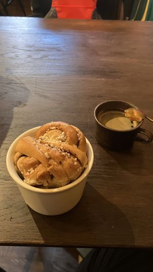 Bulla   at Nomi the Karakal in Malmo