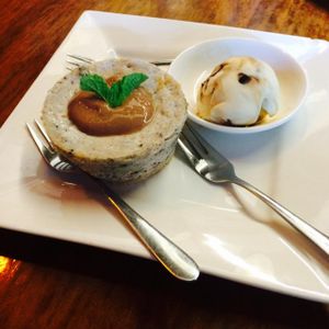 cookies and cream vegan cheesecake at Cornish Arms in Brunswick