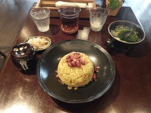 Fried rice and soup, filling and delicious at 95YOOYA in Tokyo