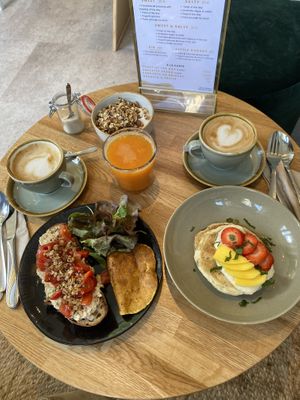 Menu brunch Sweet and Salty  at Nöje   in Brussels