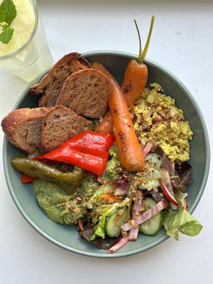  at Nöje   in Brussels