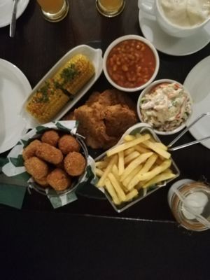 Vegan KFC for 2 people, for this I just can say.. I need more that food 💕 at Samphire Brasserie in Plymouth