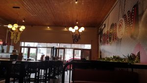 Indoor seating at Sideshow Burgers in Kyneton