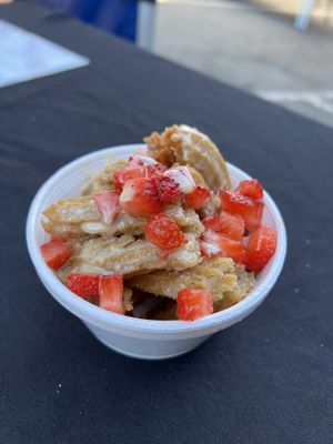 Churro bites w/ fresas con crema  at Más Rico  in Menifee