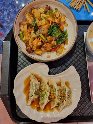  at V Street - Emsphere in Bangkok