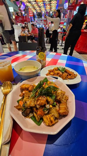  at V Street - Emsphere in Bangkok