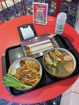 Paid Thai and crispy vegetable gyoza  at V Street - Emsphere in Bangkok