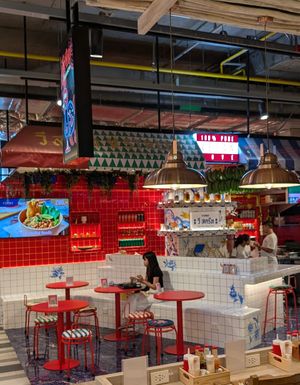 Location at V Street - Emsphere in Bangkok