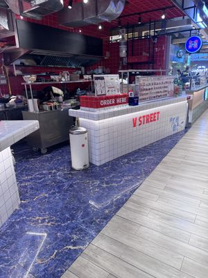 Hello  at V Street - Emsphere in Bangkok