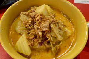Massaman curry  at V Street - Emsphere in Bangkok