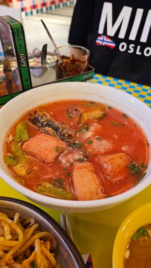 yentopho at V Street - Emsphere in Bangkok
