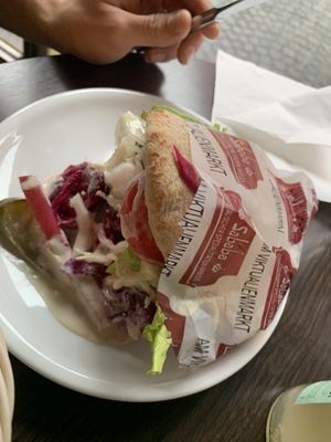 Falafel vegan in pita bread at Sababa in Munich