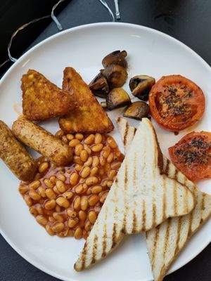  at VeGaNuTi in Yeovil