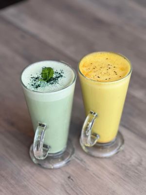 Matcha & Turmeric Lattee  at SoulFuel Café in Gravesend