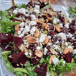 Ensalada de betabel at Ùumbal by Health Buddy in Chula Vista